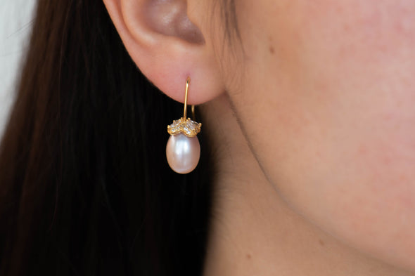 Flower Pearl Earrings